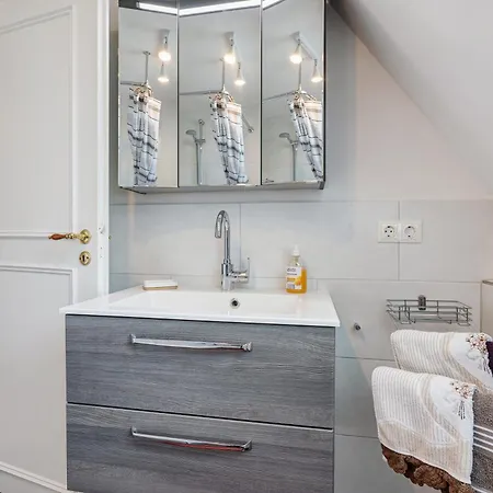 Apartamento Bi-anne-to-huus